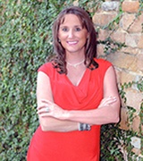 Amanda Mack - one of the 15 best real estate agents in fort worth, texas