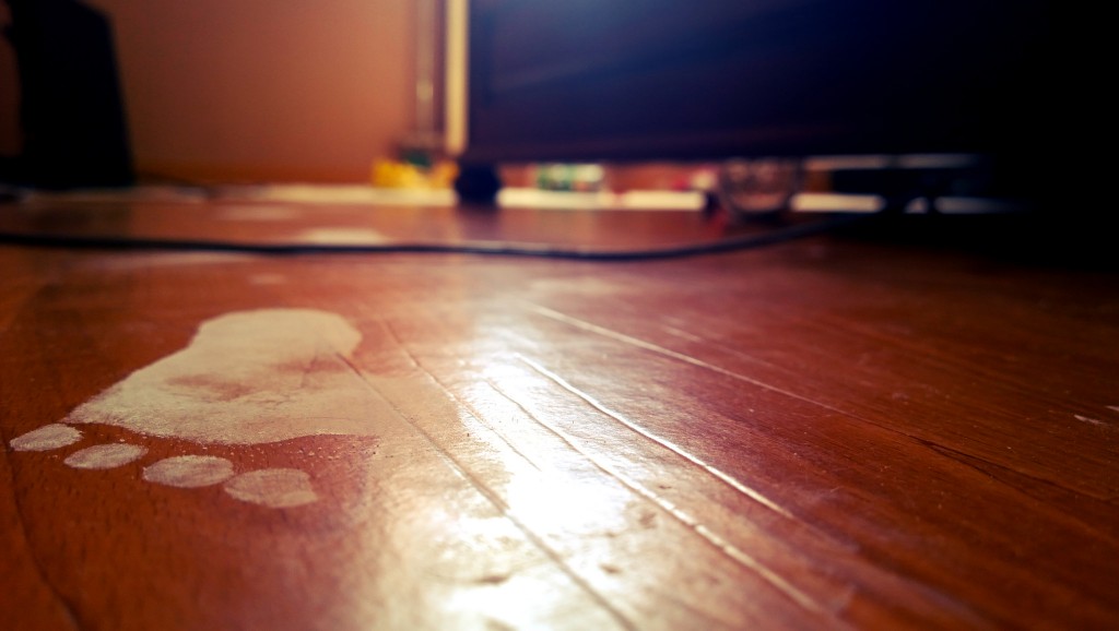 floor maintenance hacks (photo by: https://www.flickr.com/photos/smamadazizov/)