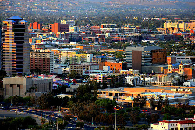 the 15 best realtors in tucson az (photo by https://www.flickr.com/photos/billmorrow/)