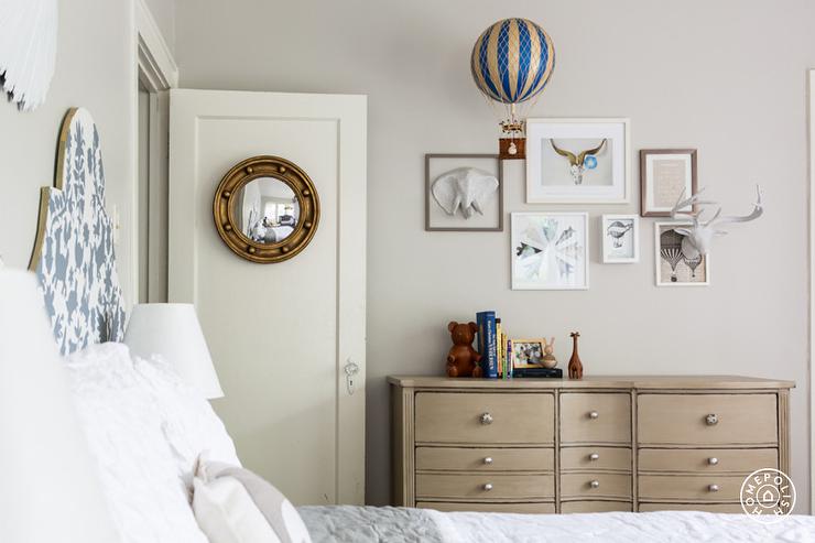 empty dresser drawers and closet space in the guest room 45 ideas for the ultimate guest room