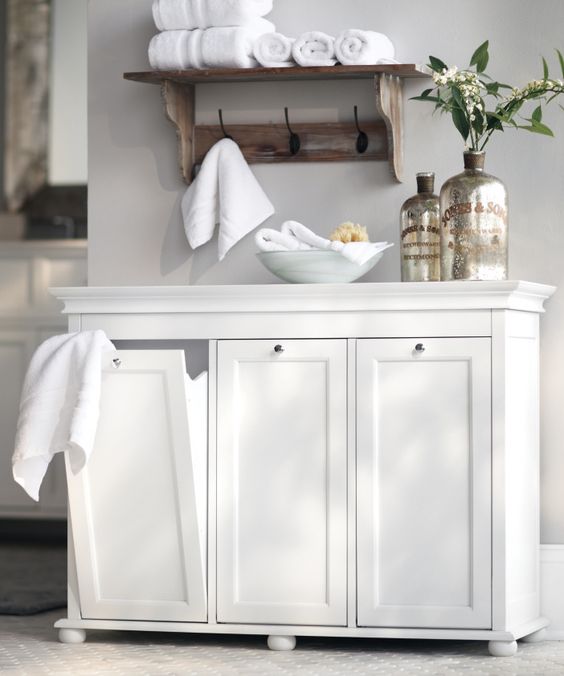 laundry basket in the guest room 45 ideas for the ultimate guest room