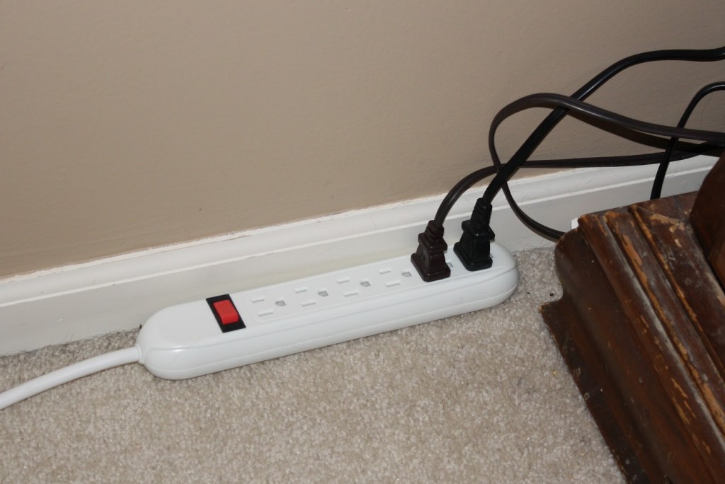 put easy outlets or a power strip in the guest bedroom 45 ideas for the ultimate guest room