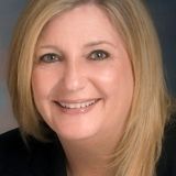 Victoria Schiano - one of the 15 best real estate agents in virginia beach, va