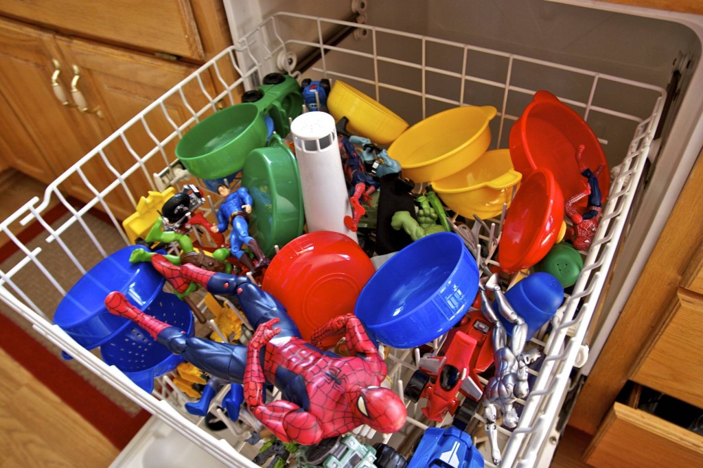 not cleaning toys ways you're getting house cleaning wrong