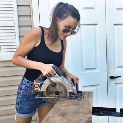 @diyhuntress - one of the 80 best home improvement experts on Twitter