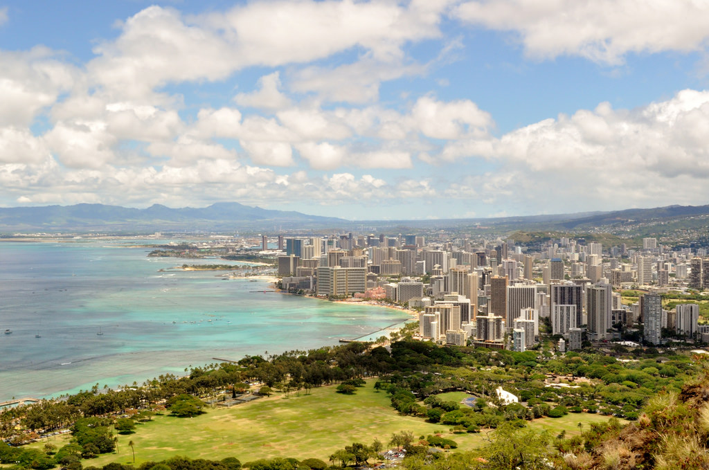 honolulu hawaii one of the best cities in the united states to live life outdoors (photo by flickr user: https://www.flickr.com/photos/dalton_mcdavid_reed/)
