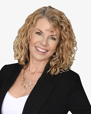 Amy Jones - one of the 15 best real estate agents in chandler, az