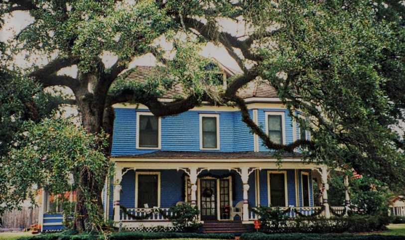 Louisiana home front porch