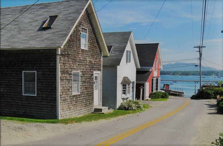 Maine seaside homes